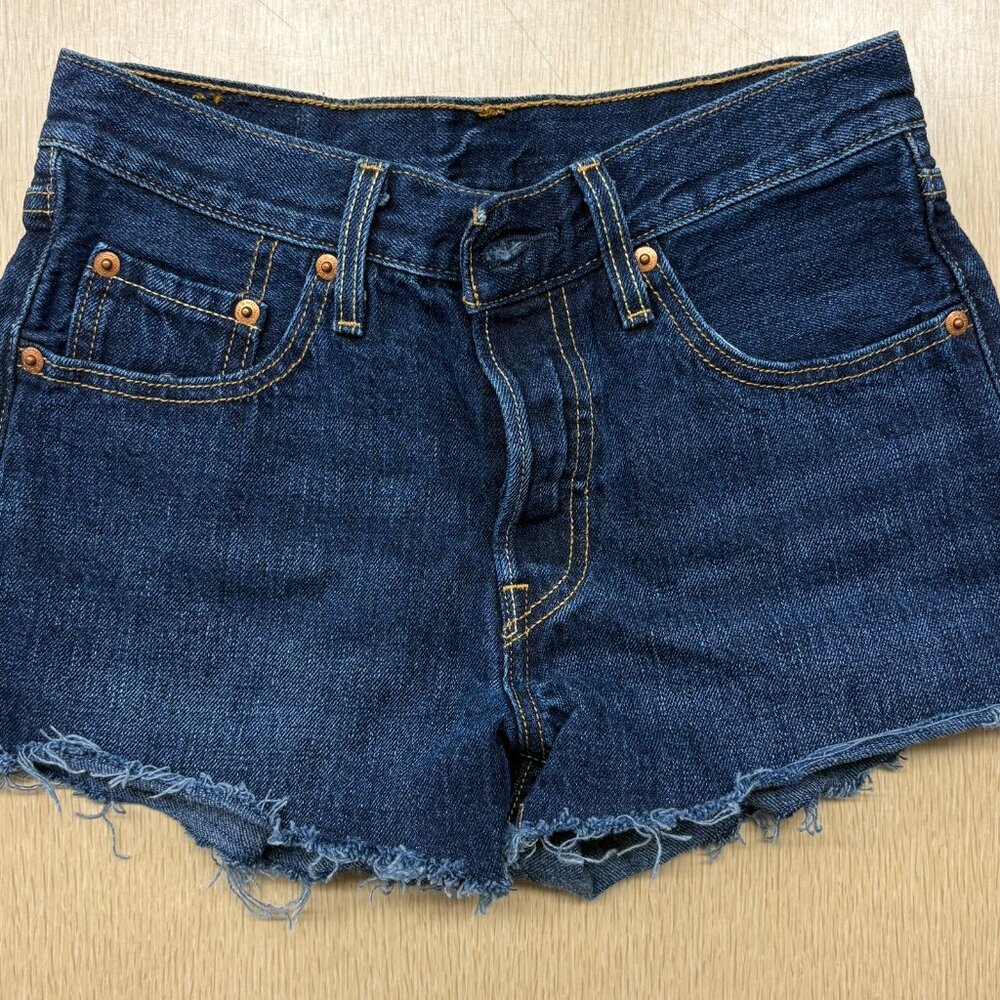 Levis 501 dark wash shorts